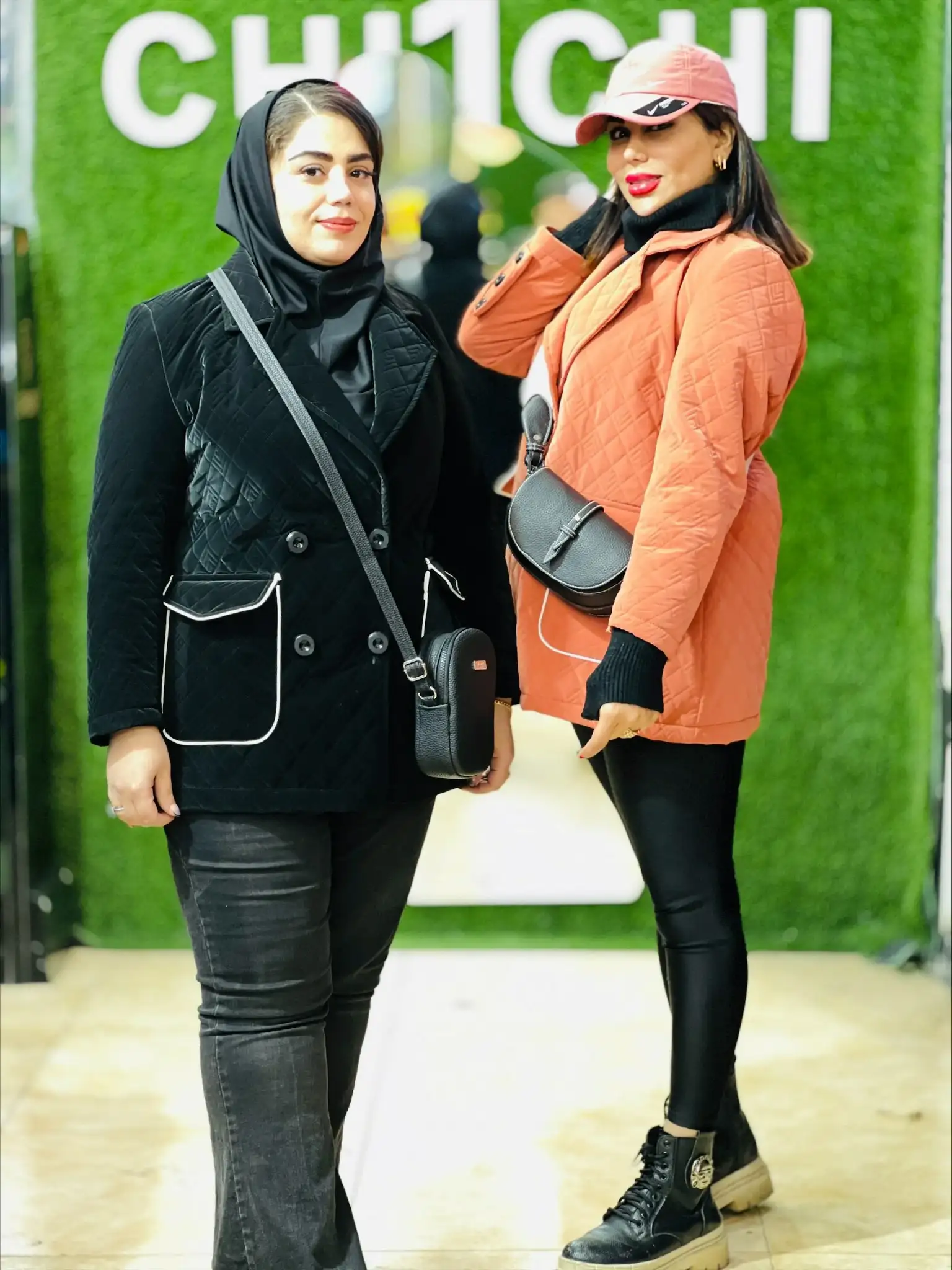 کاپشن آمبردی 1406