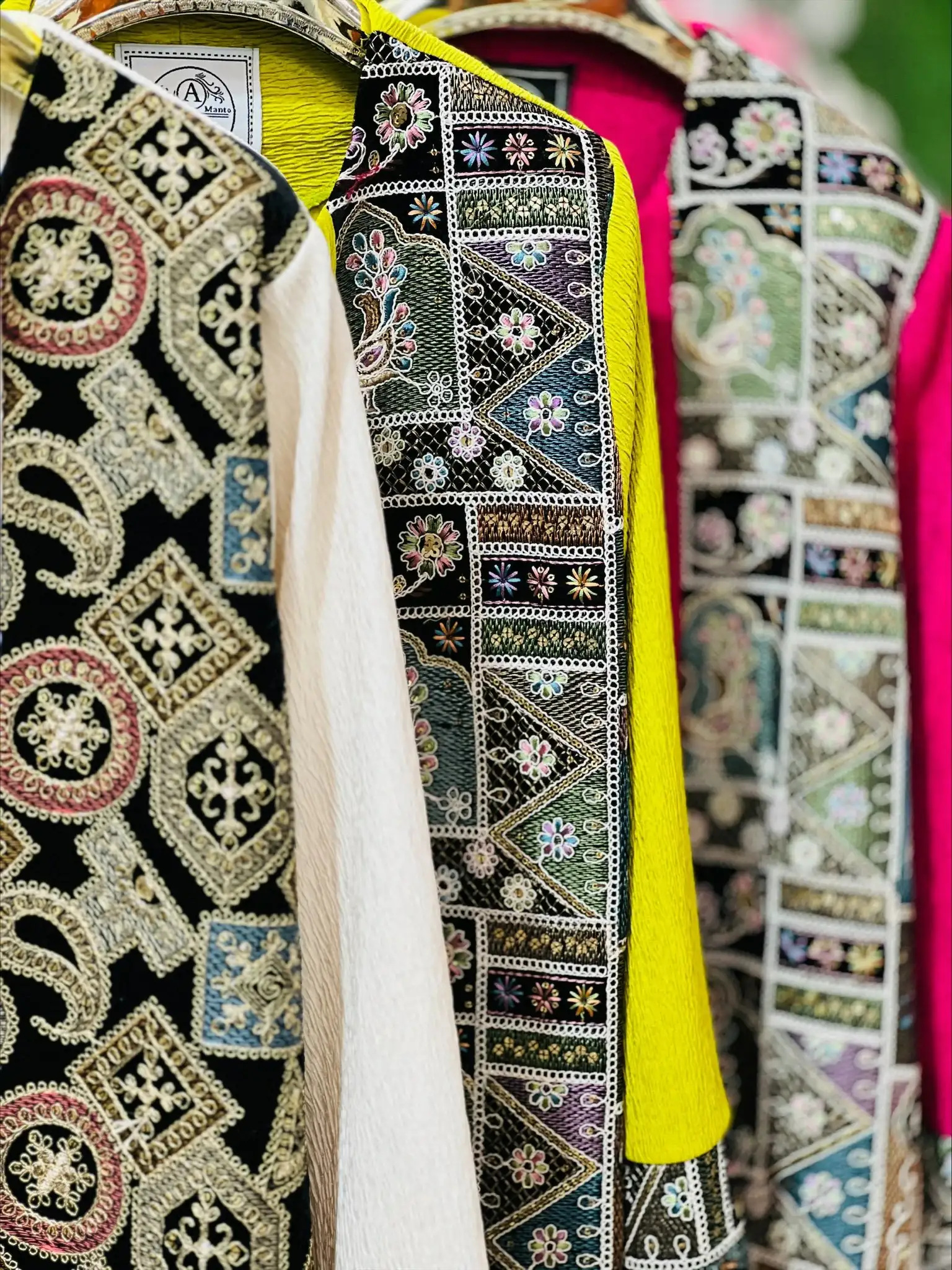 کت طاووس سوزندوزی 1507