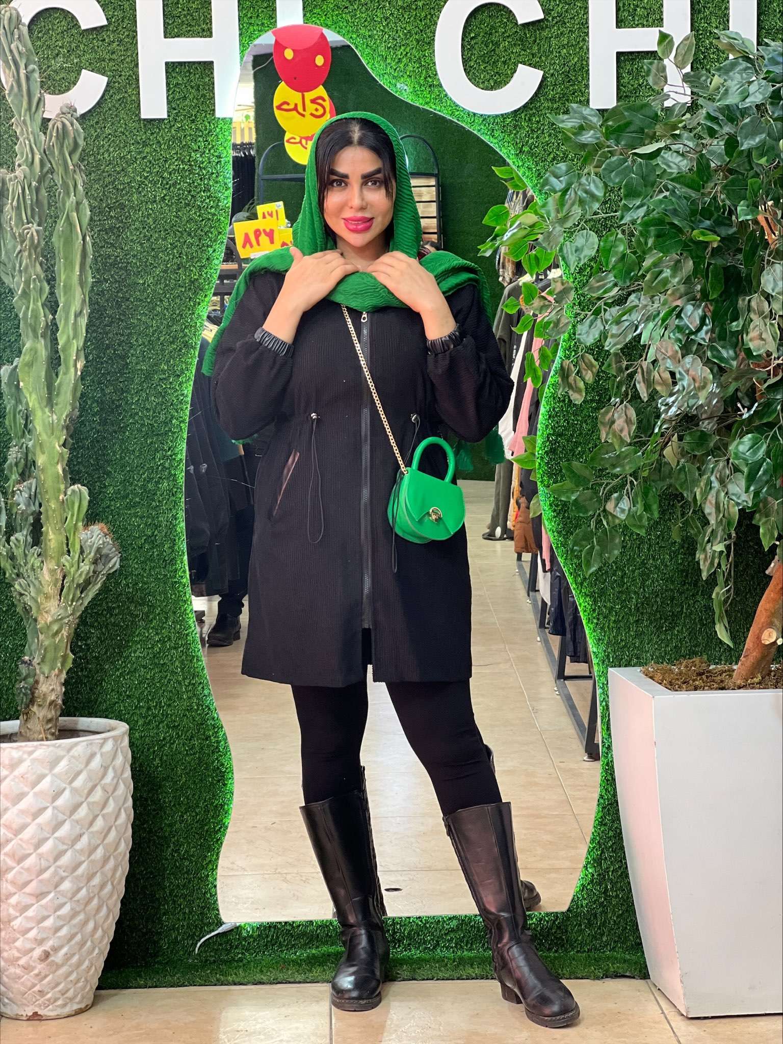 مانتو مخمل کبریتی 1012